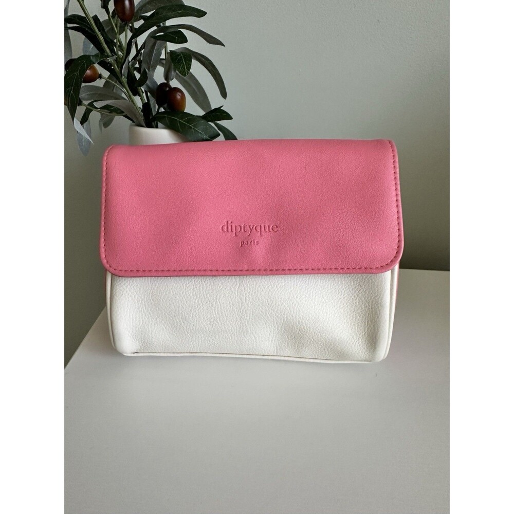 Diptyque x Qatar Airways Breast Cancer Awareness Makeup Bag Pink White Ribbon
